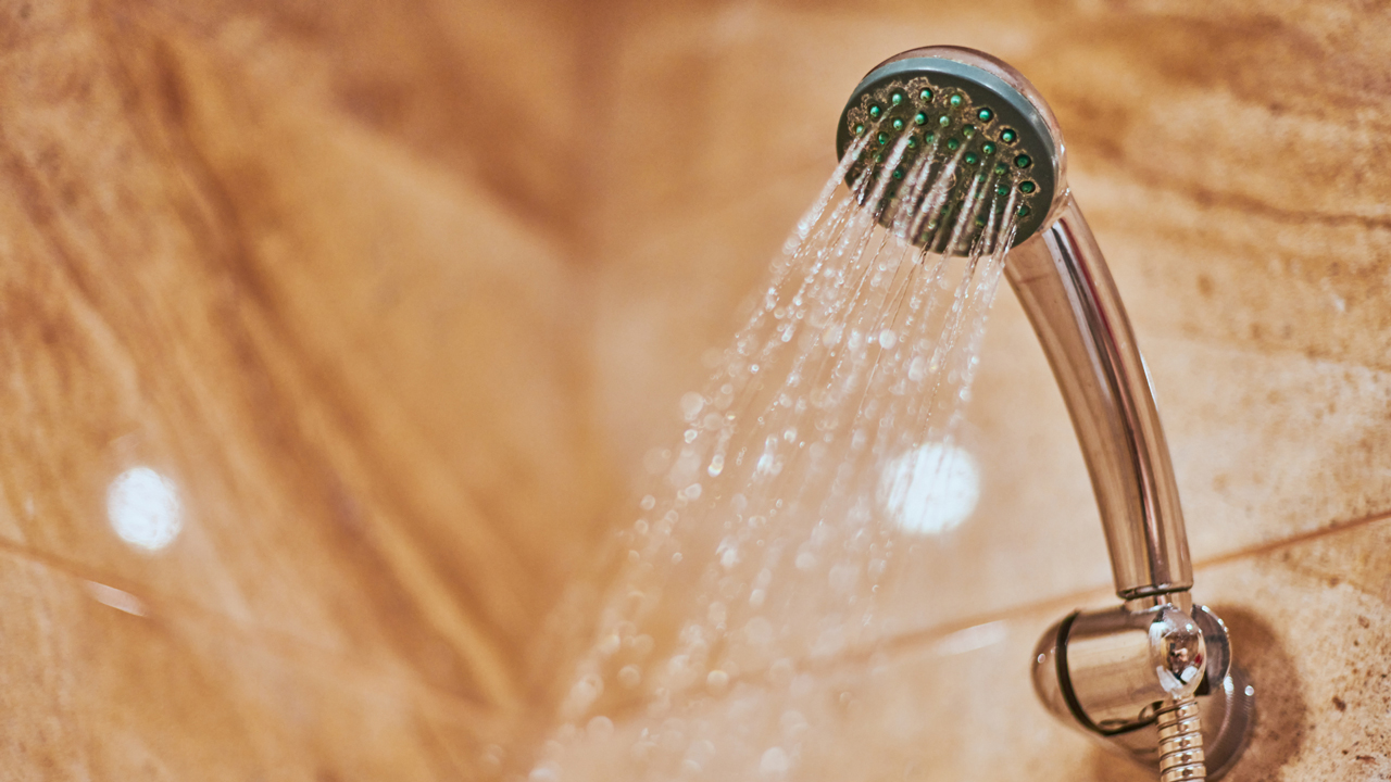 5 Ways To Fix A Leaking Showerhead