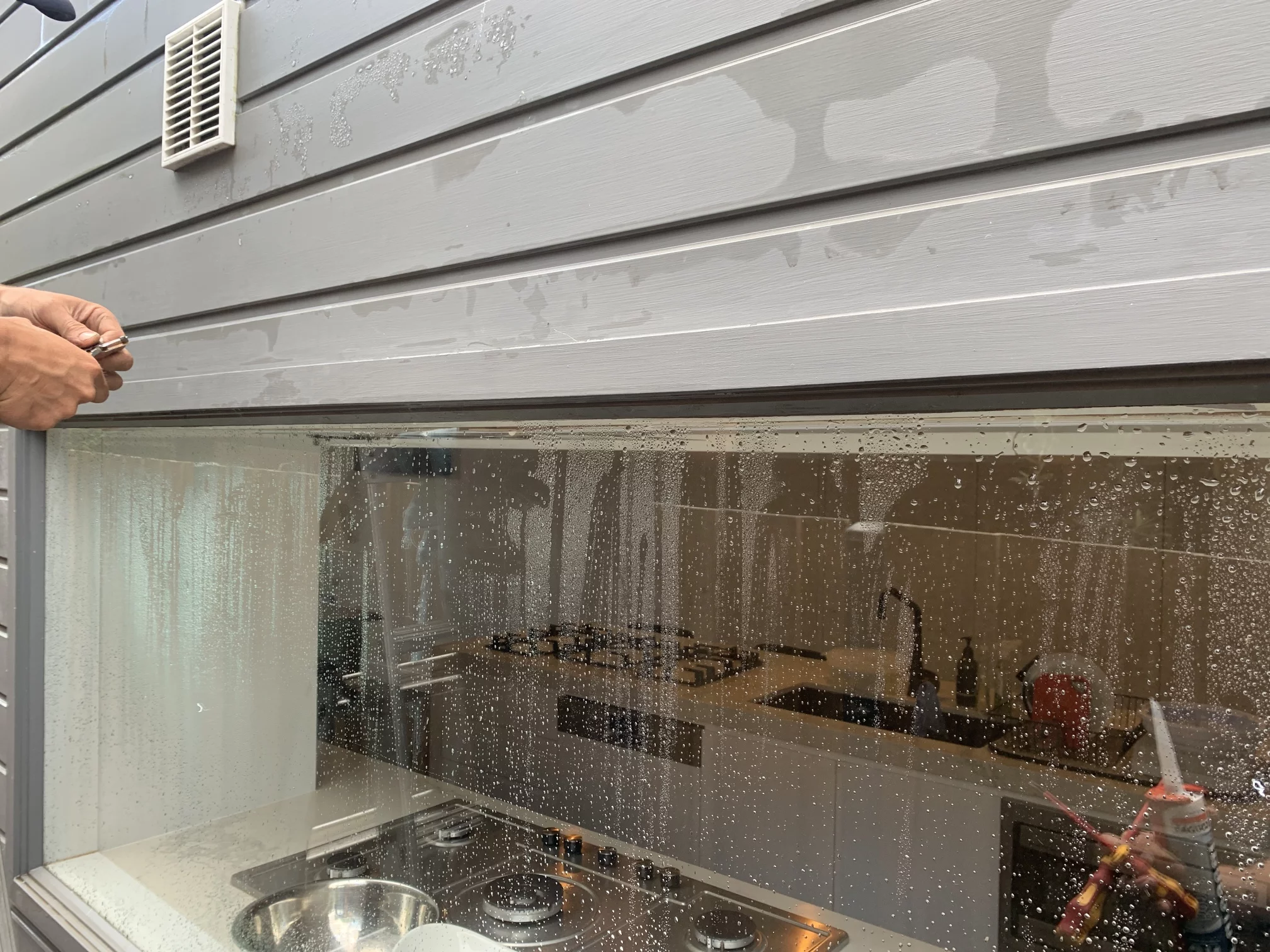 Bondi-Beach-Roof-Leak-1