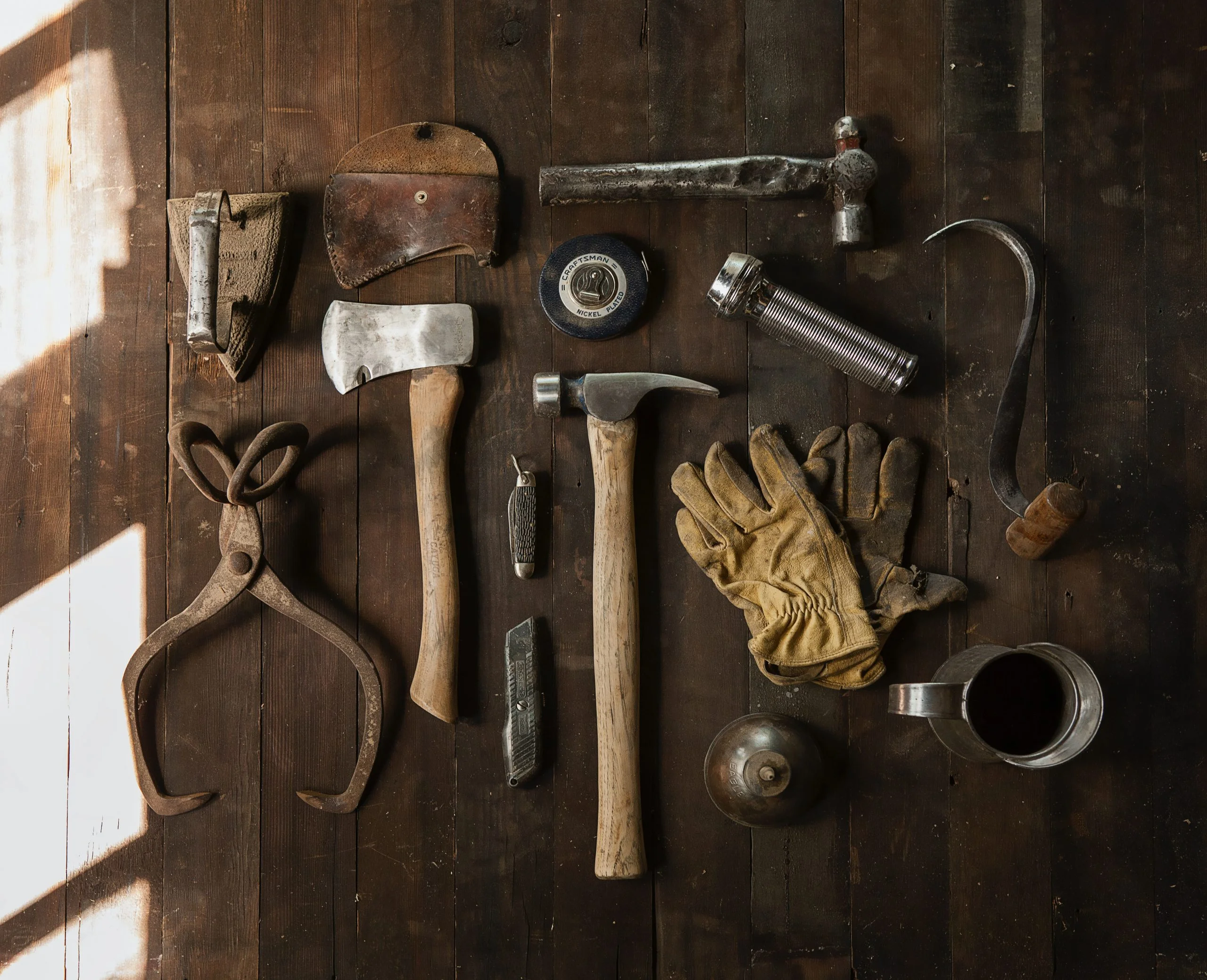The Key Differences Between A Handyman And A Licensed Plumber